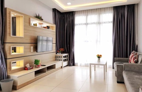 Johor Bahru House | WI-FI Spacious 3BR Balcony View