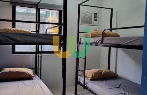 Highway Hills Hotel | Woke Coliving Kanlaon