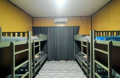 San Juan Hostel | Yelcalibre Room Rentals
