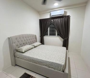 Ijok Apartment | Yusuf Homestay Puncak Alam Musllims Only