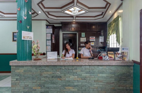 Tagaytay Apartment | ZEN Rooms Cool Breeze Tagaytay