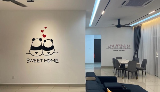 家好月圆 Sweet Home in Kampong Seri Gading