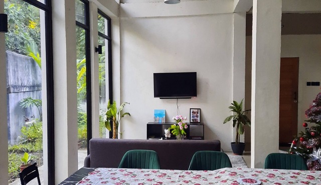 1 Bed House - Sleeps 2 - Pets - Parking - Wifi
