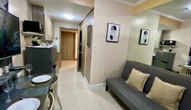 1 BR Fully Furnished Condo in Mandaluyong with Pool and Parking - Fame1, 2021