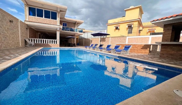10 minutes from santo Domingo Airport, room 3 hotel villas nube in Santo Domingo este