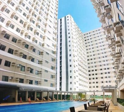 1014 - Cavite Minimalist Condo with Resort-like Amenities & Hi Speed Wifi in Dasmariñas