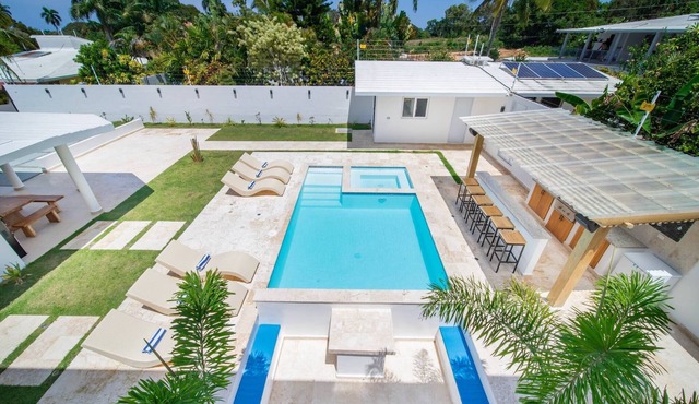 14 BR Getaway 2 mins from Sosua action! in Sosúa