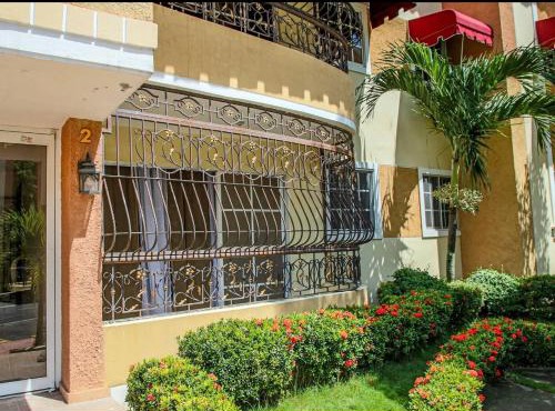 1DR Charming 3-Bedroom Retreat Santo Domingo in Santo Domingo