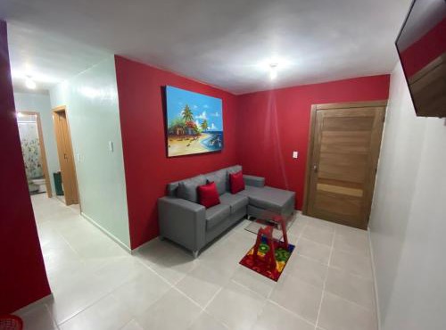 1st floor 3 Bedrm 2 Baths AC Condo near airport in El Paredón