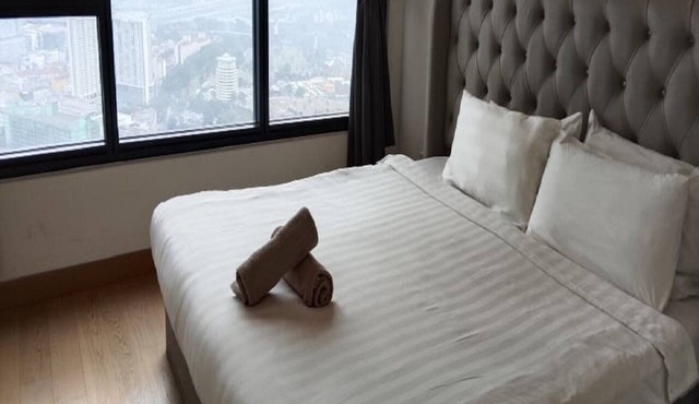 2-bedroom apartment in beautiful Kuala Lumpur with AC and gym access
