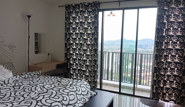 2 minutes walk to the theme park! Family-sized studio home @ i-City by Nuriman in Shah Alam
