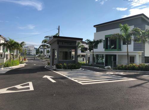 2sty Villa Pangkor - Walking Distance To The Beach in Pangkor