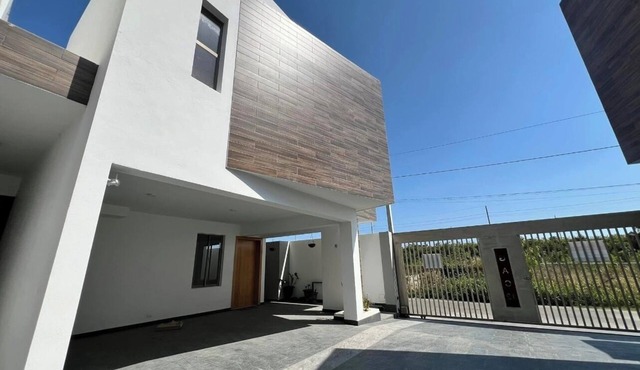 3-bedroom house in fantastic Santo Domingo Este with AC in Santo Domingo Este