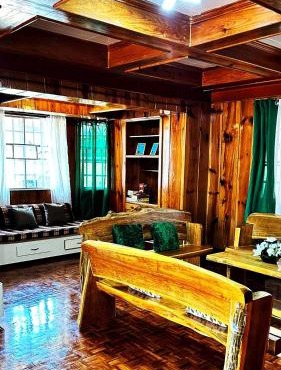 3 Bedroom House in the Heart of Baguio with Garage in Baguio
