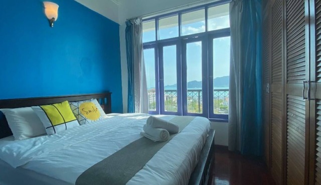 3-bedroom Nice Seaview Condo . Comfortable Space. Convenient location in town.