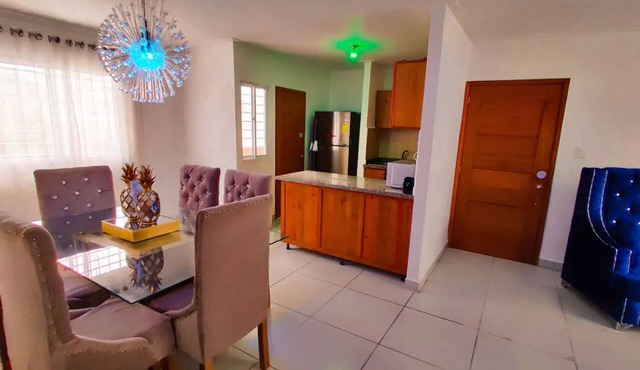 3BD condo with pool near Santiago airport, fully equipped, fast Wi-Fi, cable TV in Santiago De Los Caballeros