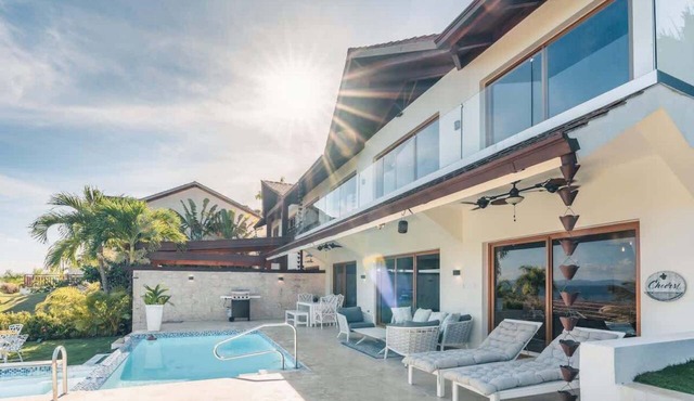 3BR villa 10 guests Amazing views and pool in Sánchez