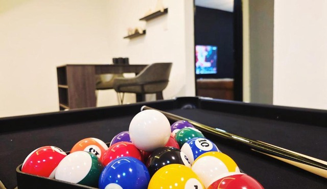 4-12pax 3B3B KTV Homestay Toppen Ikea TV Game Pool Table Mahjong BBQ in Johor Bahru