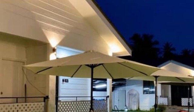 4BR Family Cottage 200m to Beach with Pool, WiFi and Netflix in Bachok