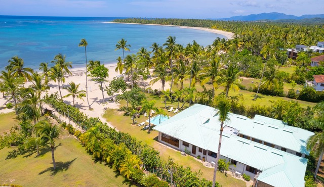 6BR {VillaBahía}🏝️ @PlayaEstilleros + 🌊Beachfront Retreat in El Limón