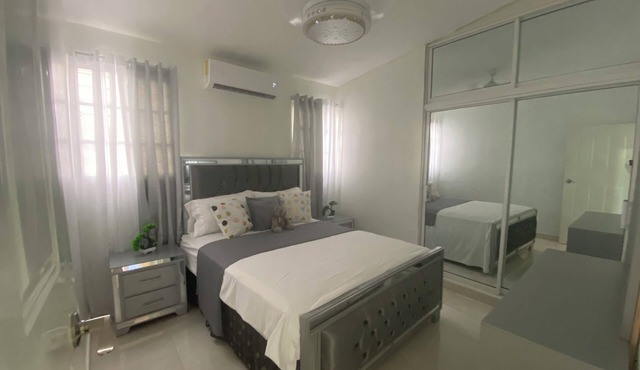7DR Apt in Prime Location Near Monumental Area in Santiago de los Caballeros