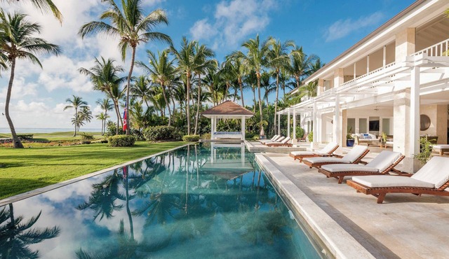 8BR Oceanfront Golf Estate with Private Gym in Punta Cana