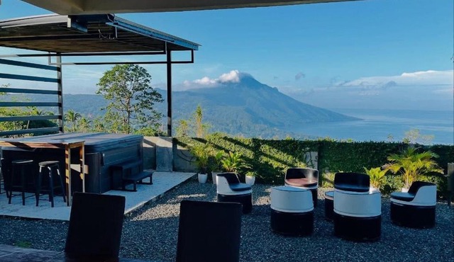 A-Frame Cabin with Taal Lake View and Hot Tub in Mataas Na Kahoy