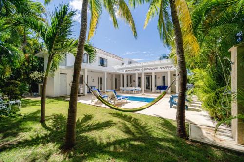 A Guest Dream Villa Blue at Punta Cana Village in Punta Cana