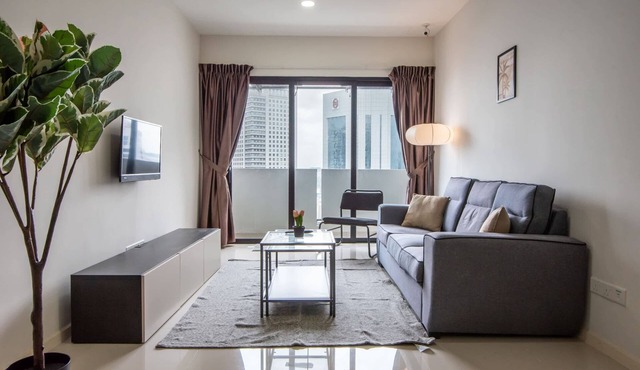 A Lovely & Comfy Suite at Suasana Suites JB 11