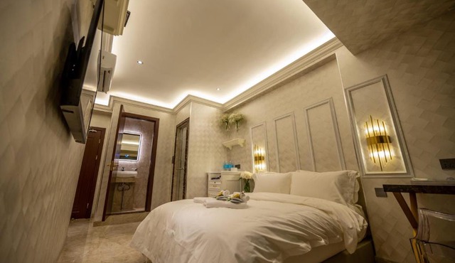 A Residence - A Member of The Luxury Stay Group