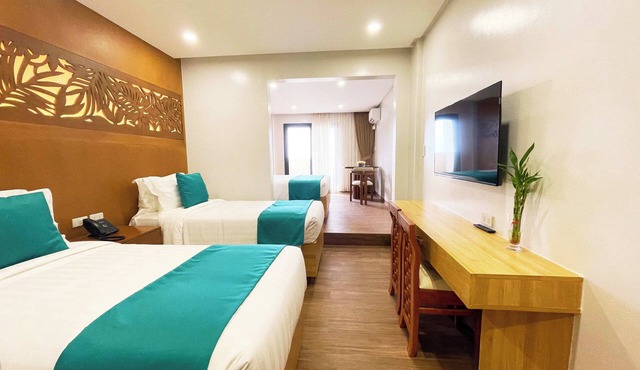 Aberry Shore Resort Hotel La Union in Bacnotan