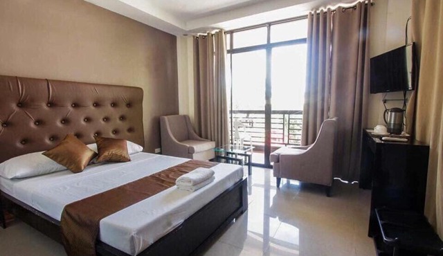 Adelaida Pensionne Hotel in Bantayan Island