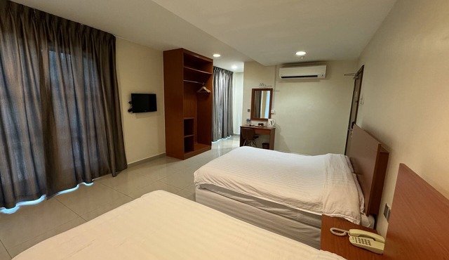 Aeton Hotel