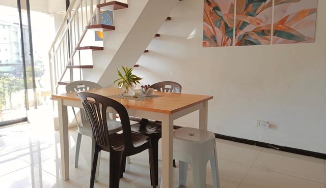 Affordable 4BR Loft Condo near Mactan Airport by A&C