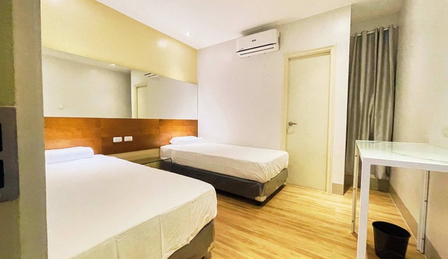 Almond Suites Cebu powered by Cocotel