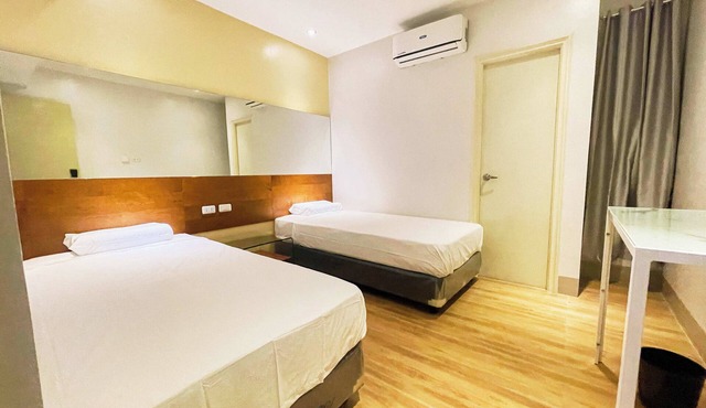 Almond Suites Cebu powered by Cocotel