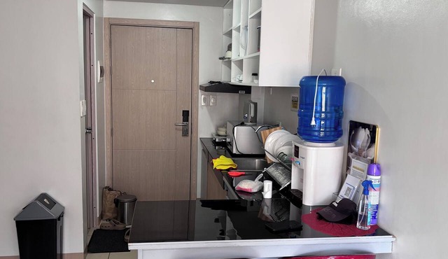 Apartelle, Condotel 2-minute walk to SM Marilao in Marilao