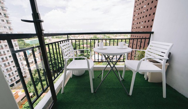 APARTMENT IN LAPU-LAPU CITY RESORT TYPE-Near Mactan Airport 60 SQM.WITH 2BR