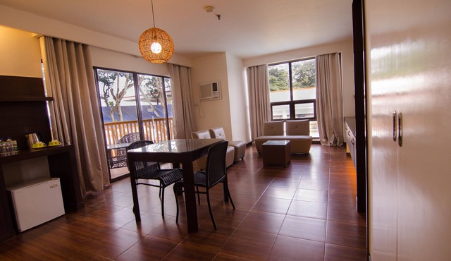 Apple Tree Resort and Hotel