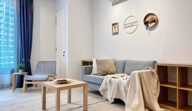Arcoris Mont Kiara 1 to 5 pax Minimalist Modern Netflix in Kuala Lumpur