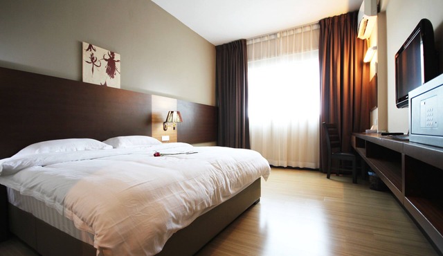 Aroma Hotel
