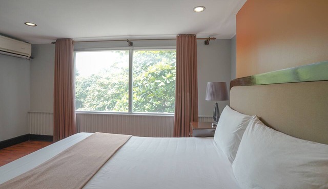 Arzo Hotel Manila in Manila