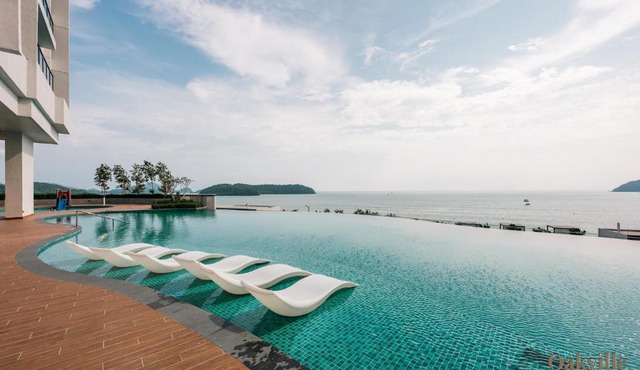 Assana Cenang Beachview oakville by sync in Langkawi