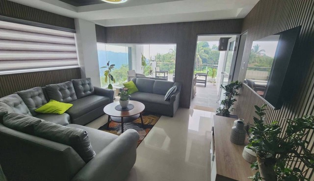 Avana Hills Tagaytay Manor - London in Tagaytay City