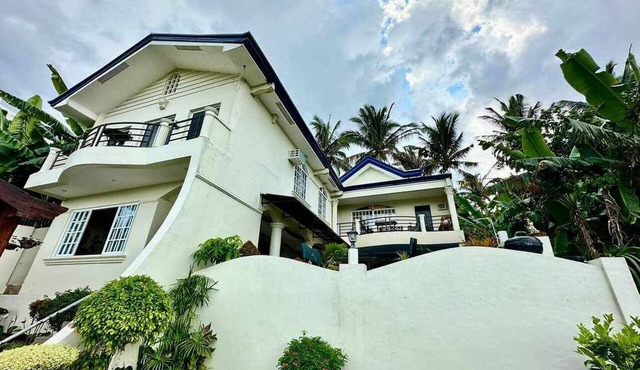 Avana Hills Tagaytay Holiday Villa in Tagaytay