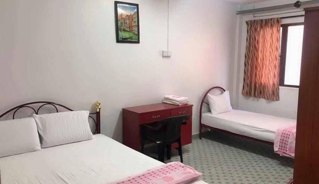 Axlink Global Homestays in Muar