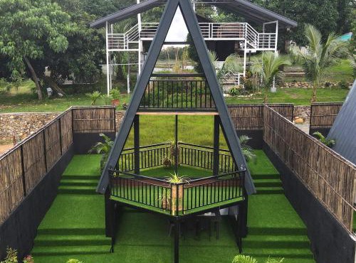 Aya Farm Resort - Stilt in Palauig