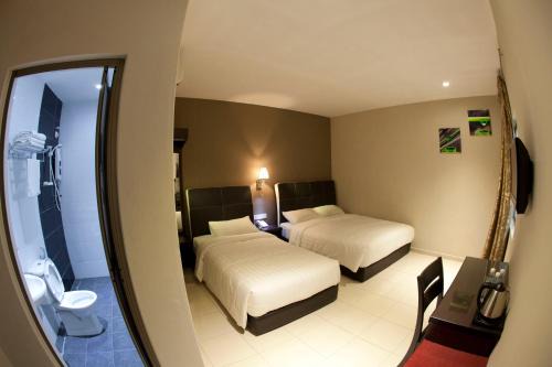 Ayer Hitam Hotel