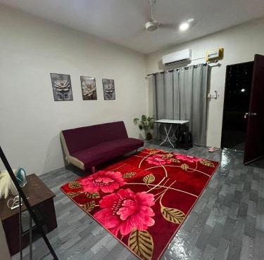 B-06 Dhia Homestay