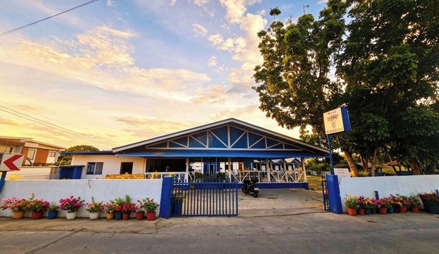 B'Lu Bamboo in Moalboal